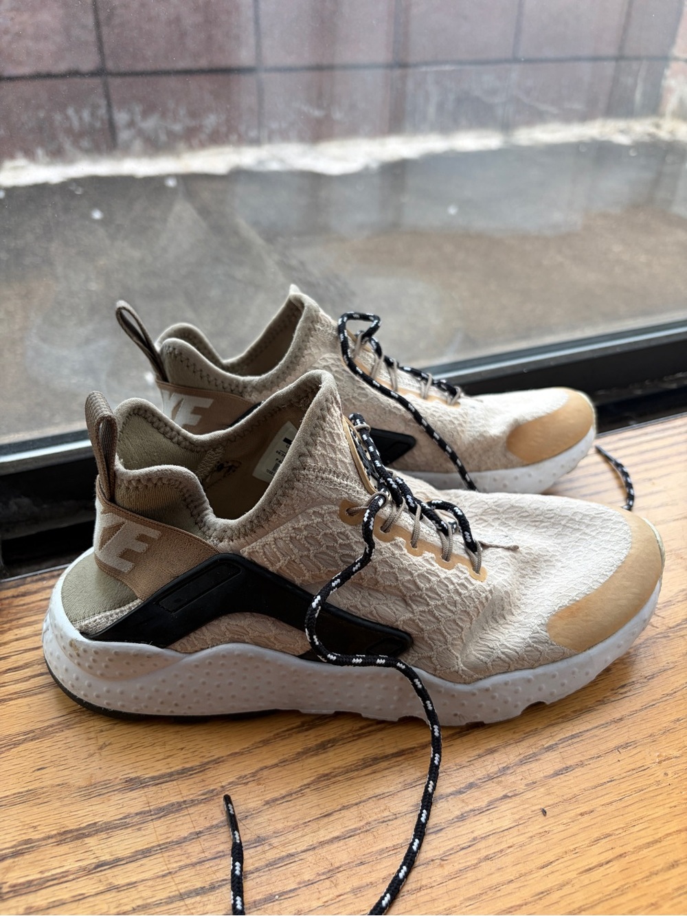 Nike Air Huarache Beige and Black Knit Trainer Sneakers